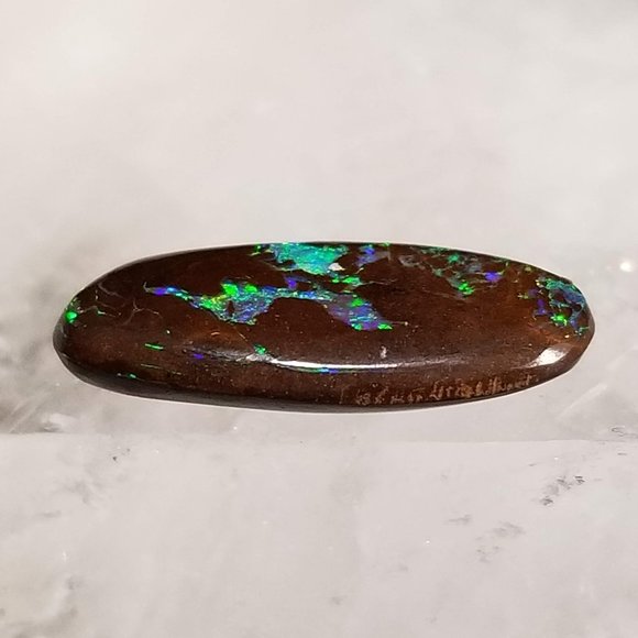 Australian Koroit Opal * 16.60 x 7.64 x 3.00mm - Picture 5 of 11